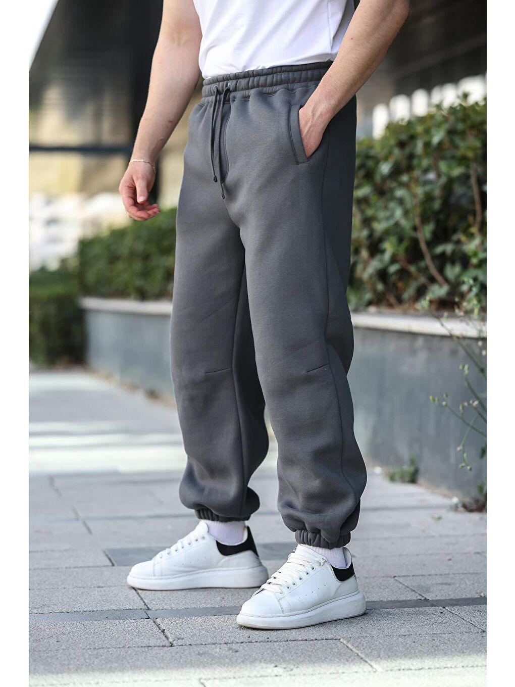 Gri Füme Rahat Kesim Paçası Lastikli Erkek Eşofman Altı E6579