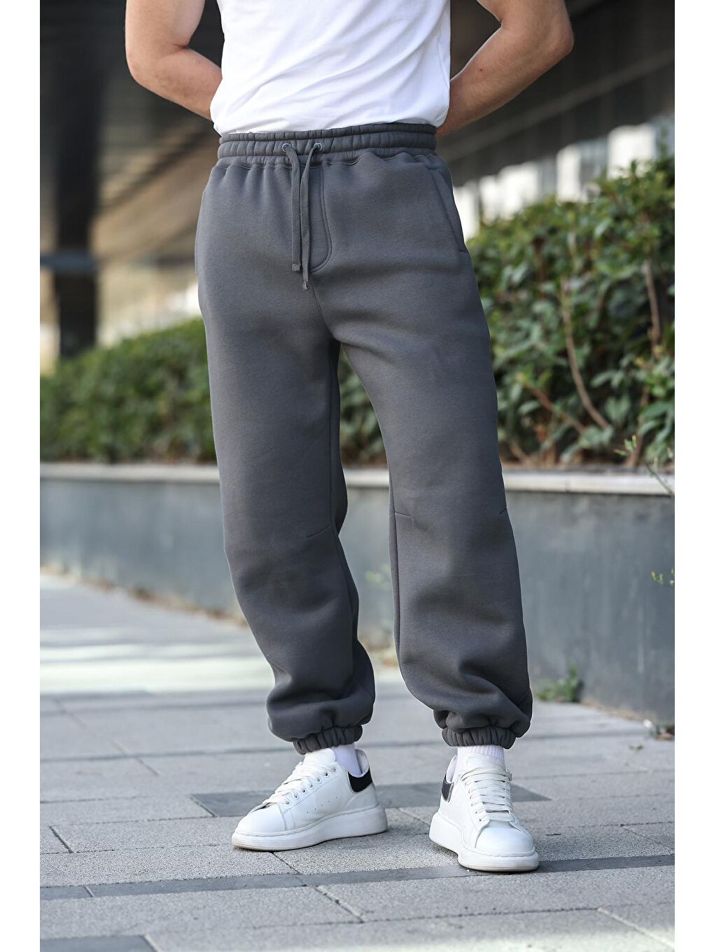 Gri Füme Rahat Kesim Paçası Lastikli Erkek Eşofman Altı E6579-1