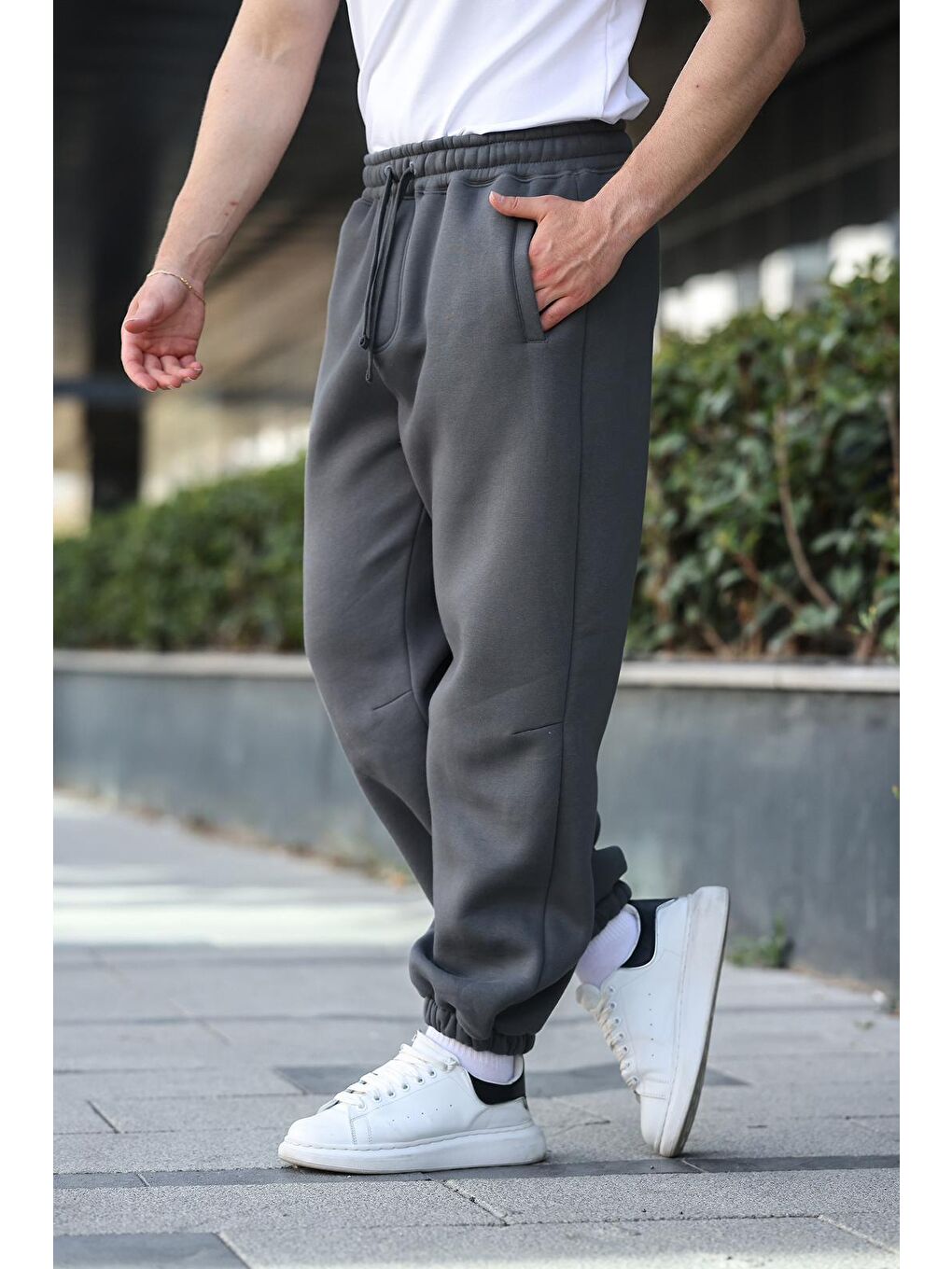 Gri Füme Rahat Kesim Paçası Lastikli Erkek Eşofman Altı E6579-2