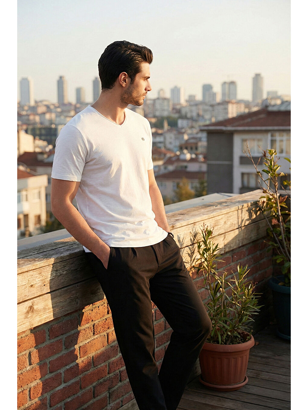 Ekru Pamuklu Slim Fit V Yaka T Shirt 5902719