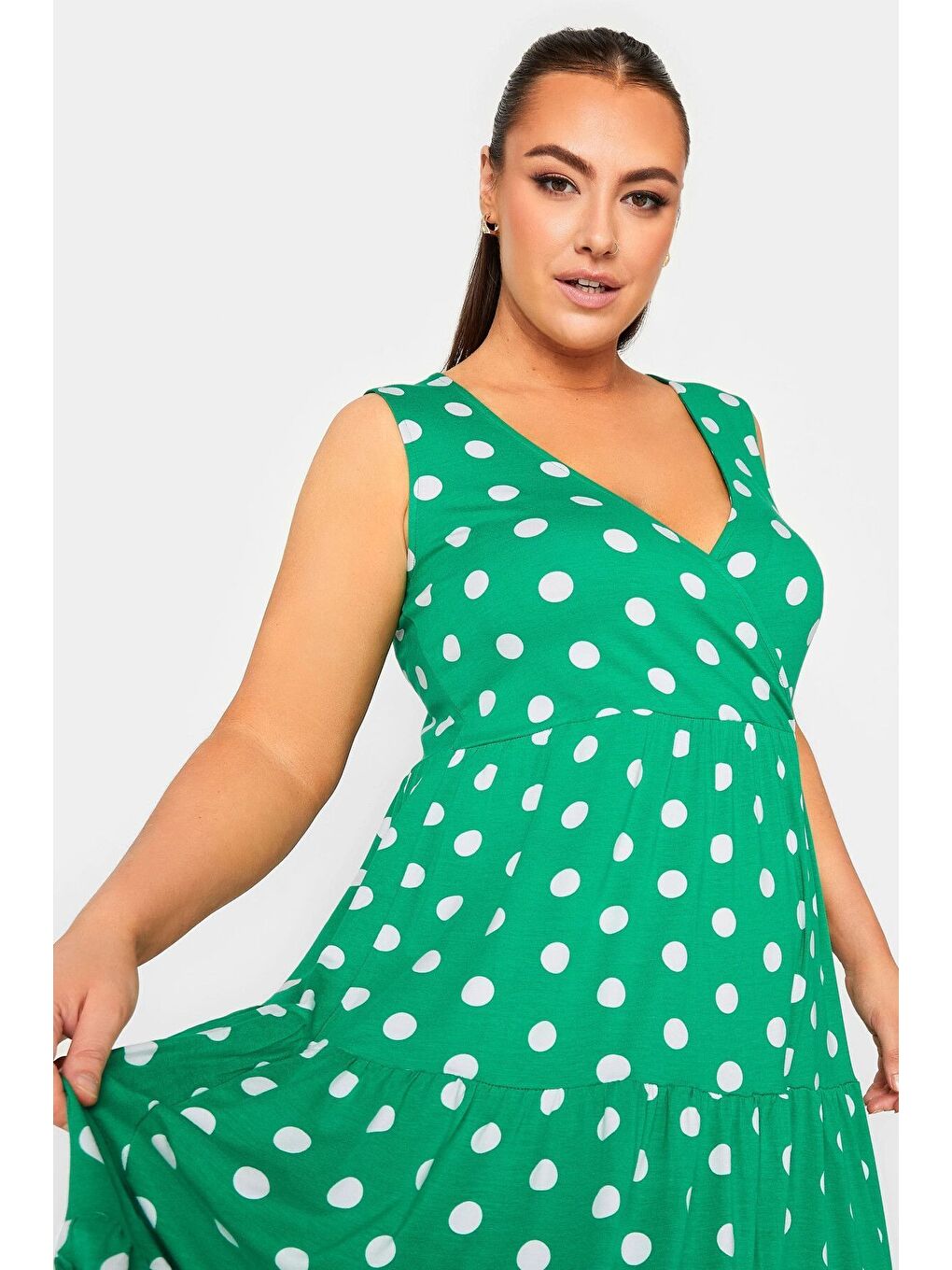 Yeşil Büyük Beden Sıfır Kol Büyük Puantiyeli V Yaka Midi Boy Elbise 302354-3