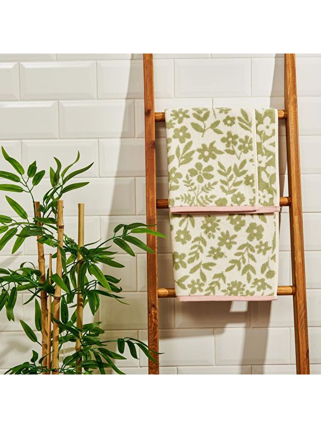 Yeşil Mint Yaprak Desenli Yüz Havlusu - 50x80 cm