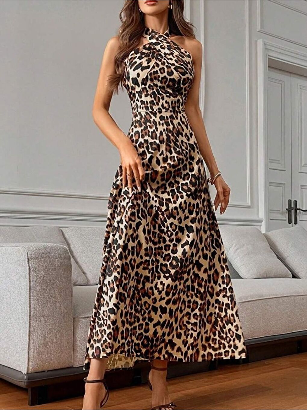 Kahverengi Kadın Omuzlardan Açık Boyundan çapraz Bağlama Detaylı Süprem Elbise-2