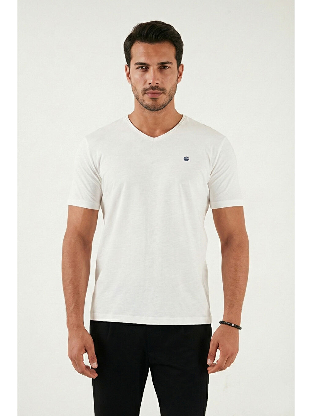 Ekru Pamuklu Slim Fit V Yaka T Shirt 5902719-4