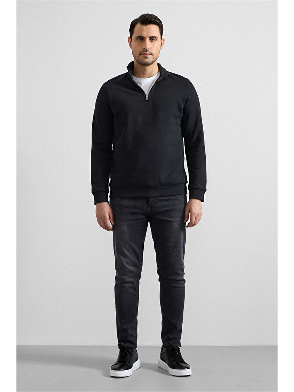 Siyah Regular Düz Yarım Balıkçı Yaka Sweatshirt-3