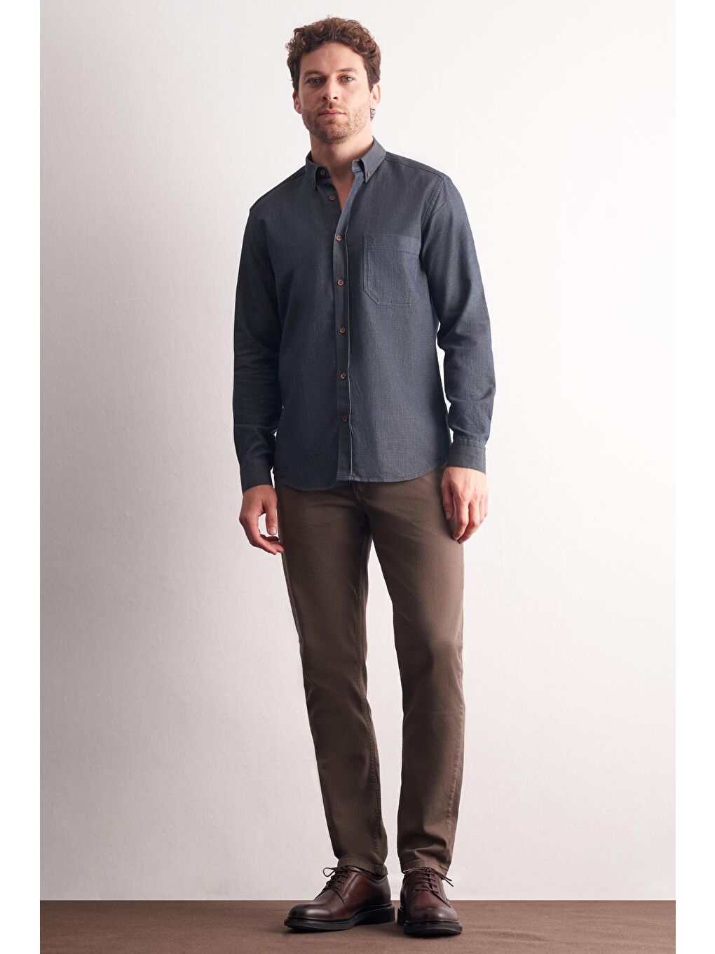 Lacivert Uzun Kol Düğmeli Yaka %100 Pamuk Slim Fit Gömlek 1004255199-1