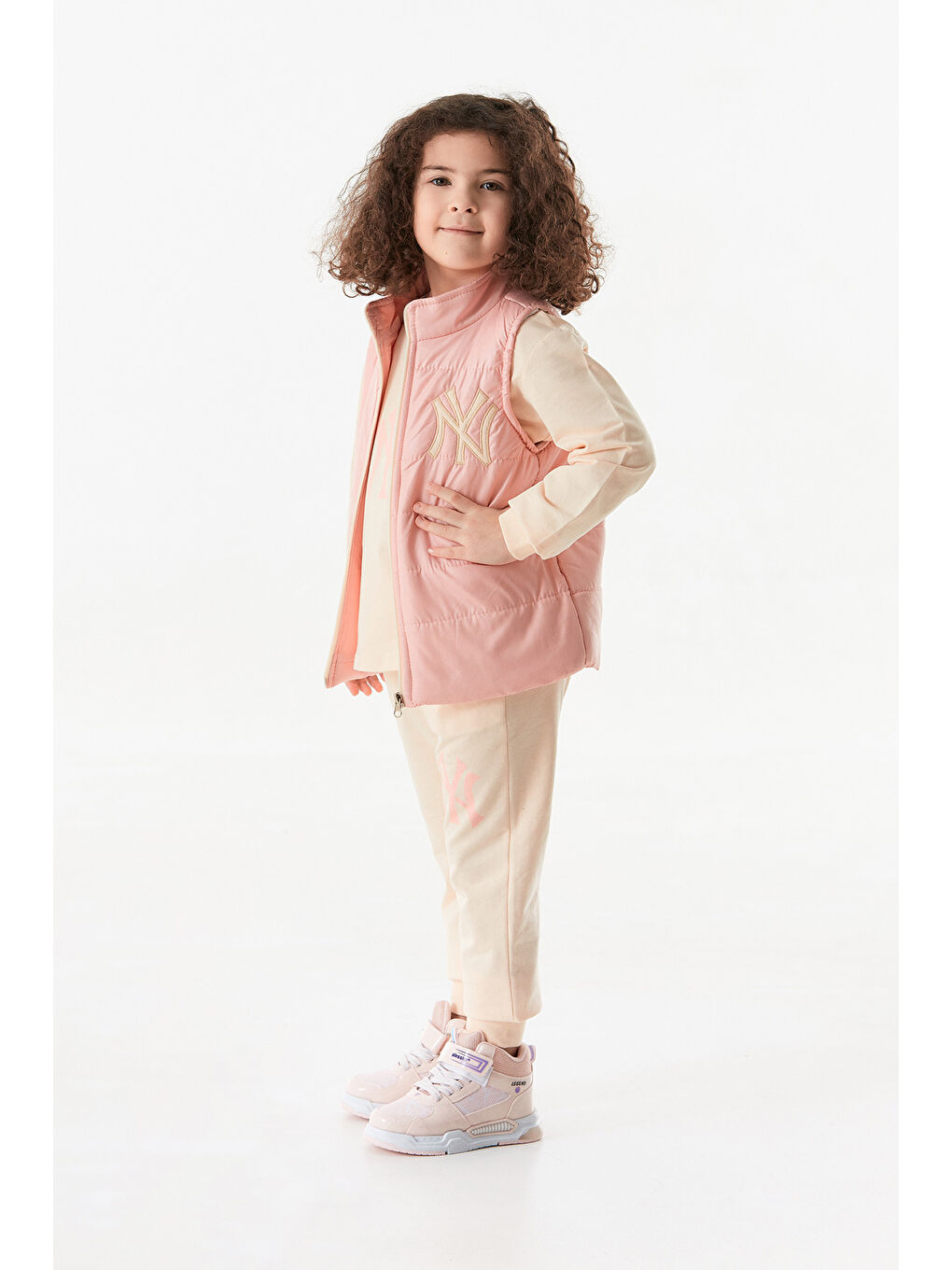 Pembe %100 Pamuk Ny Nakışlı Yelekli 3 Lü Unisex Çocuk Takım-1
