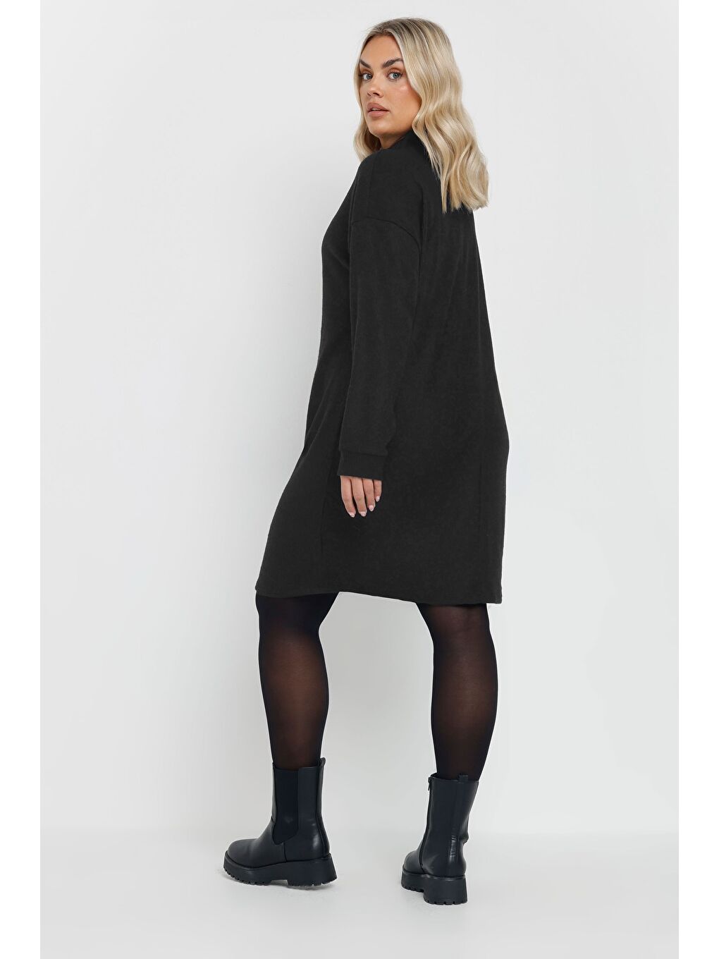 Siyah Büyük Beden V Yaka Uzun Kollu Fitili Kumaş Midi Elbise 303855-4