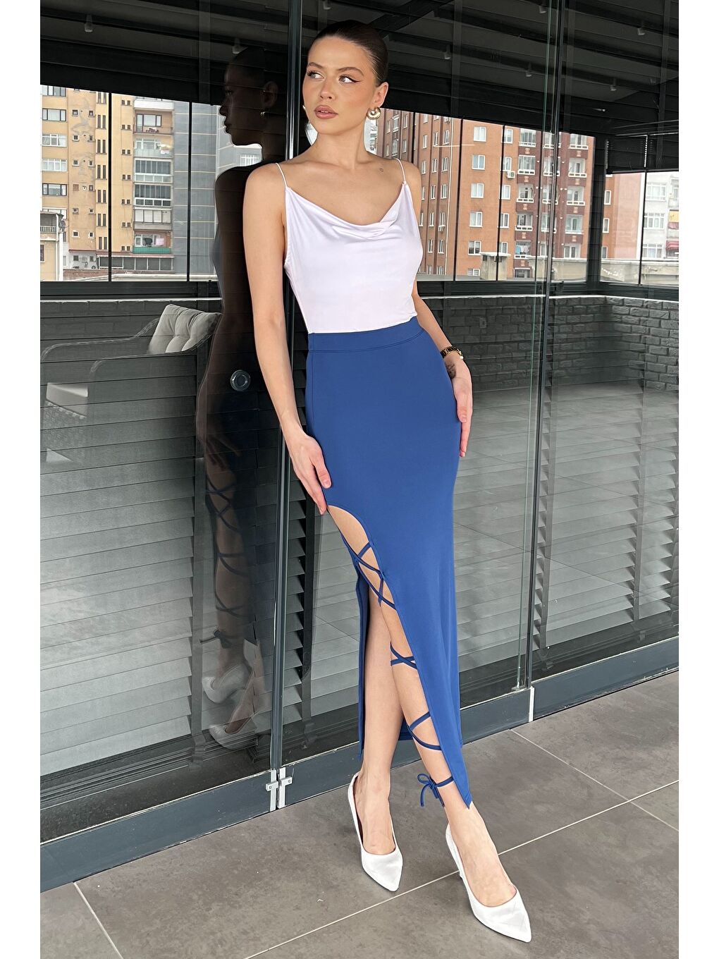 İndigo Kadın Yırtmaçlı Bağlama Detaylı Dalgıç Kumaş Etek