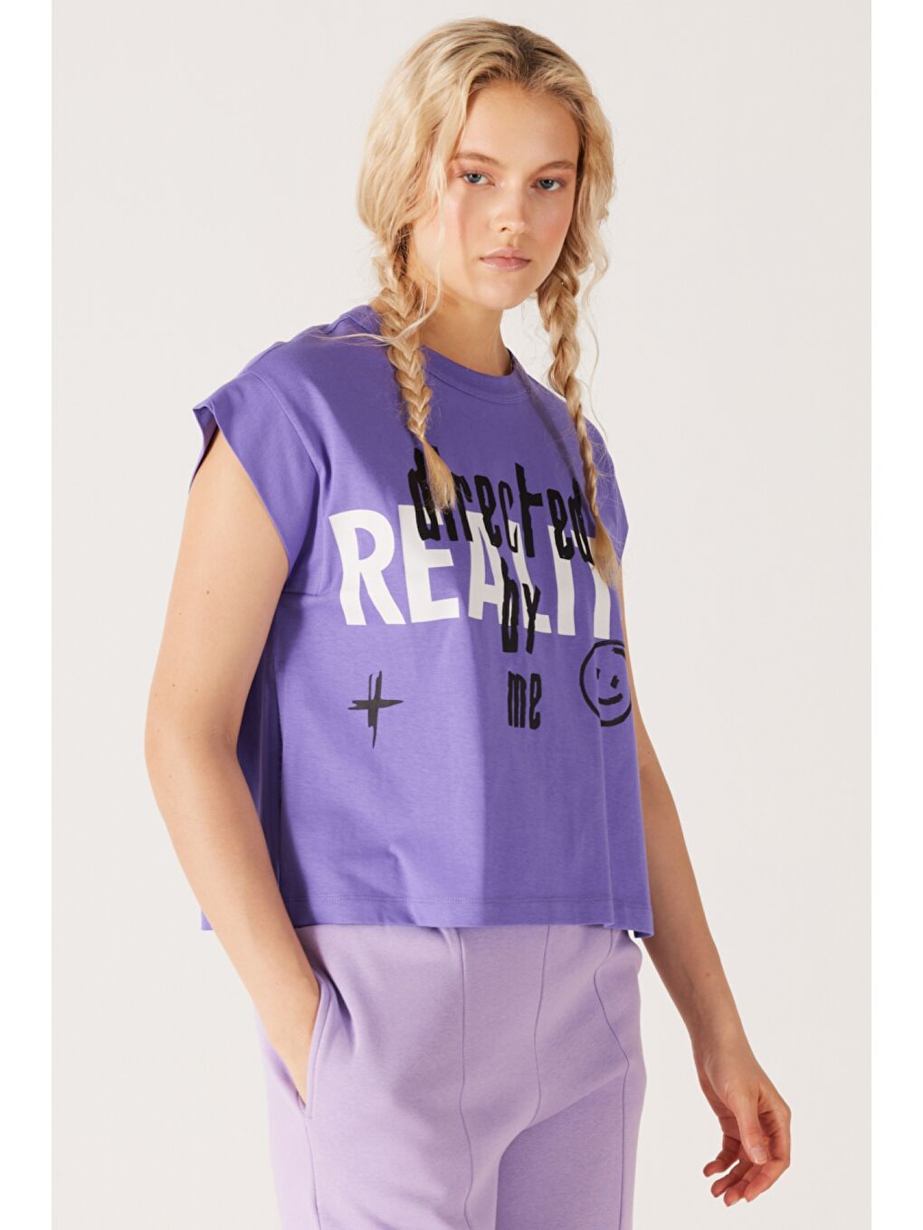 Mor Regular Fit Normal Kesim %100 Pamuk Bisiklet Yaka Lila Tişört-1