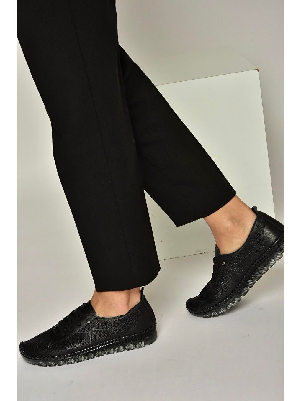 Siyah Kadın Ayakkabı Y555024103-4