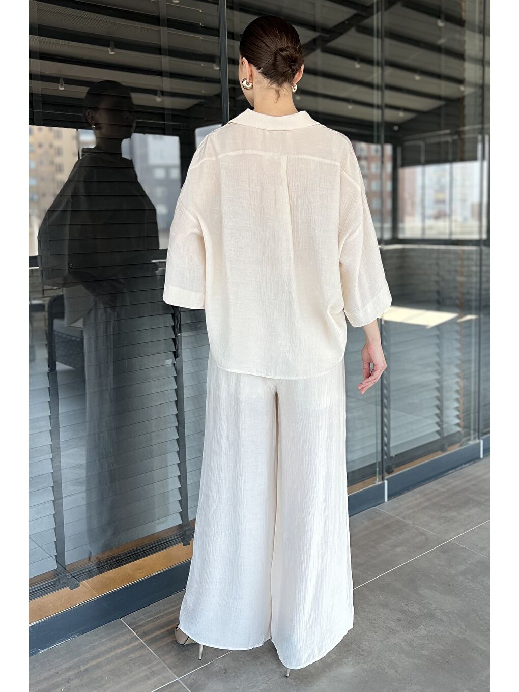 Bej Kadın Kısa Kol Gömlek Pantolon İkili Takım-2