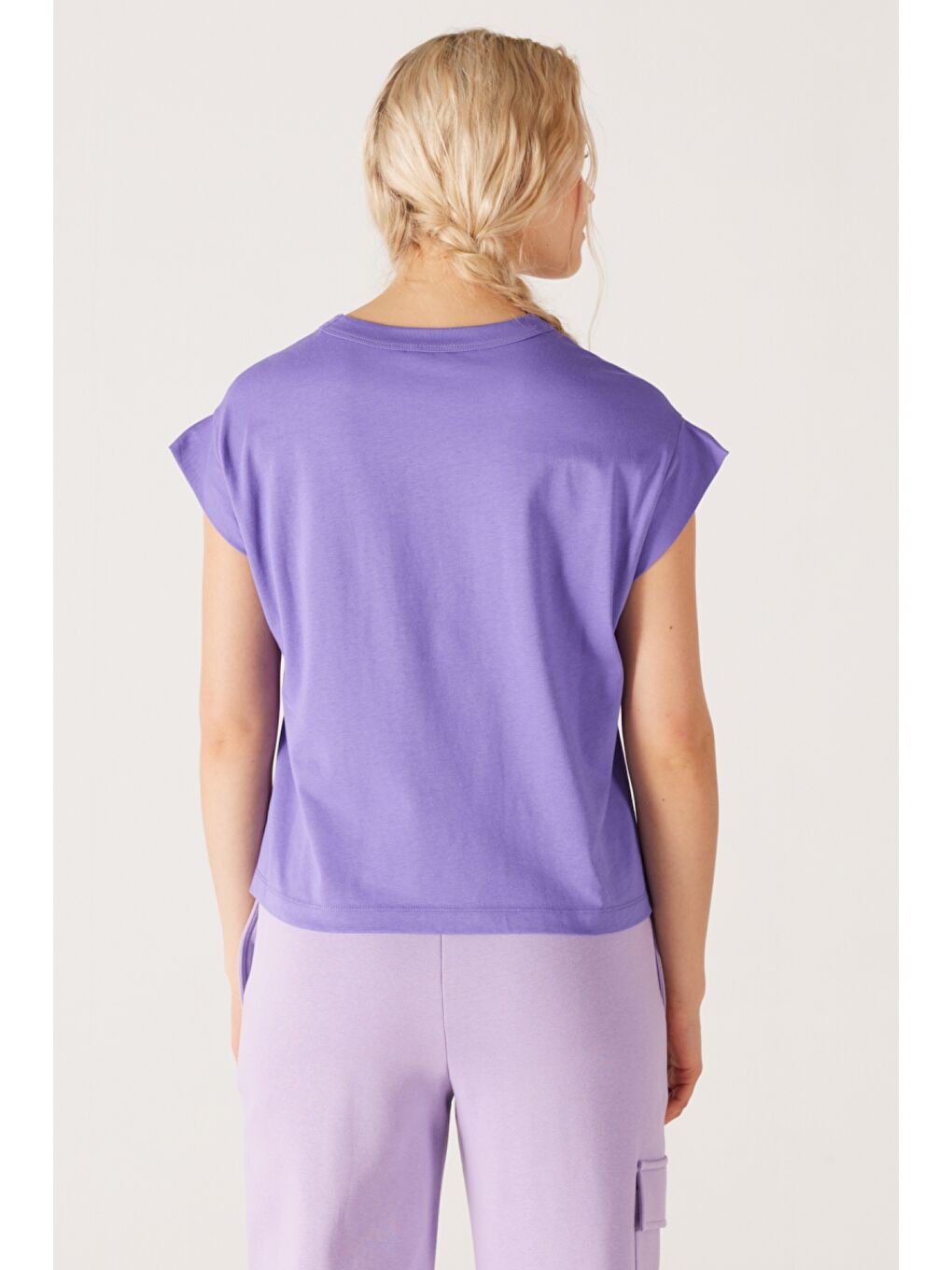 Mor Regular Fit Normal Kesim %100 Pamuk Bisiklet Yaka Lila Tişört-5