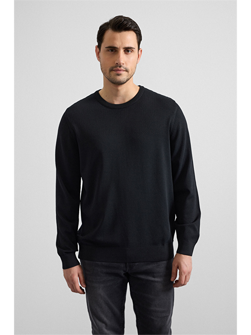 Siyah Regular Bisiklet Yaka Kazak