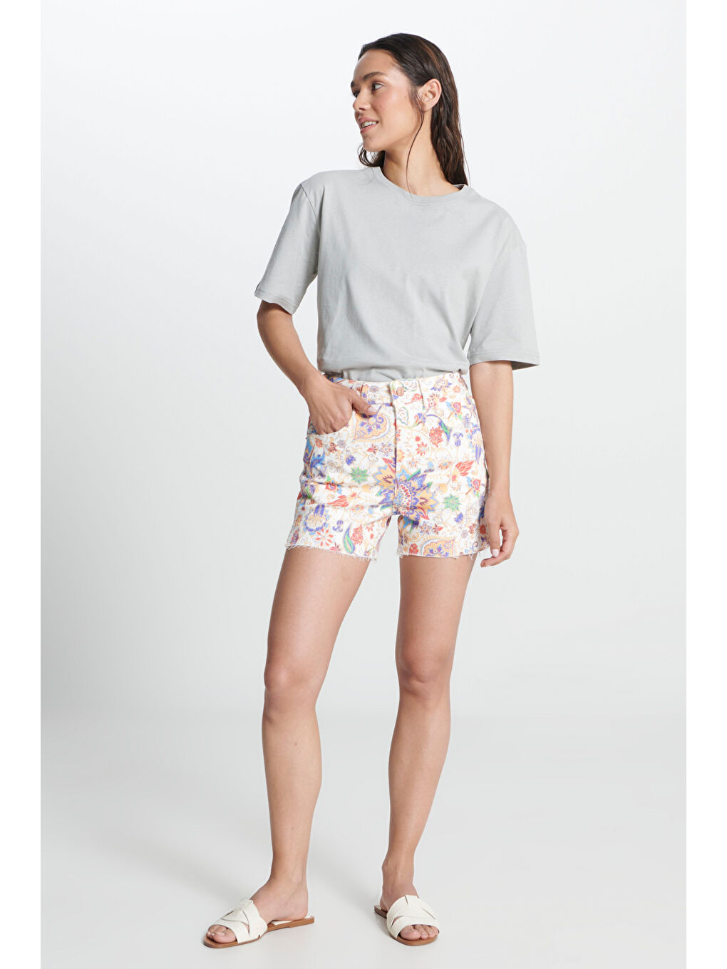 Karışık Regular Fit Normal Kesim Normal Bel Açık Mavi Esnek Jean Jean Şort-1