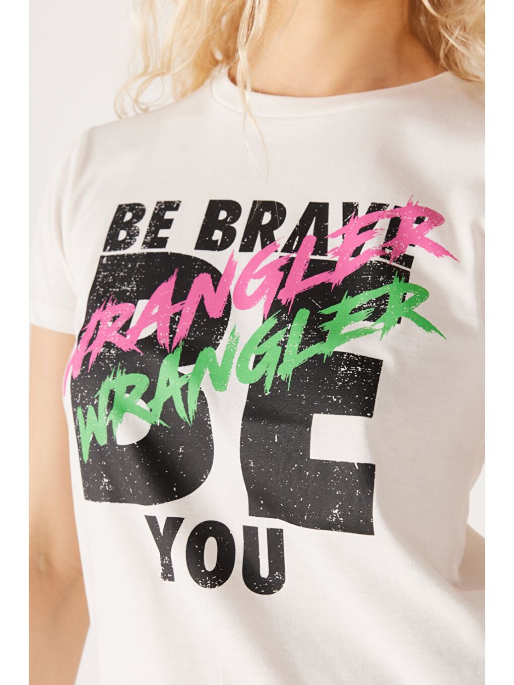 Slim Fit Dar Kesim %100 Pamuk Bisiklet Yaka Beyaz Tişört-3