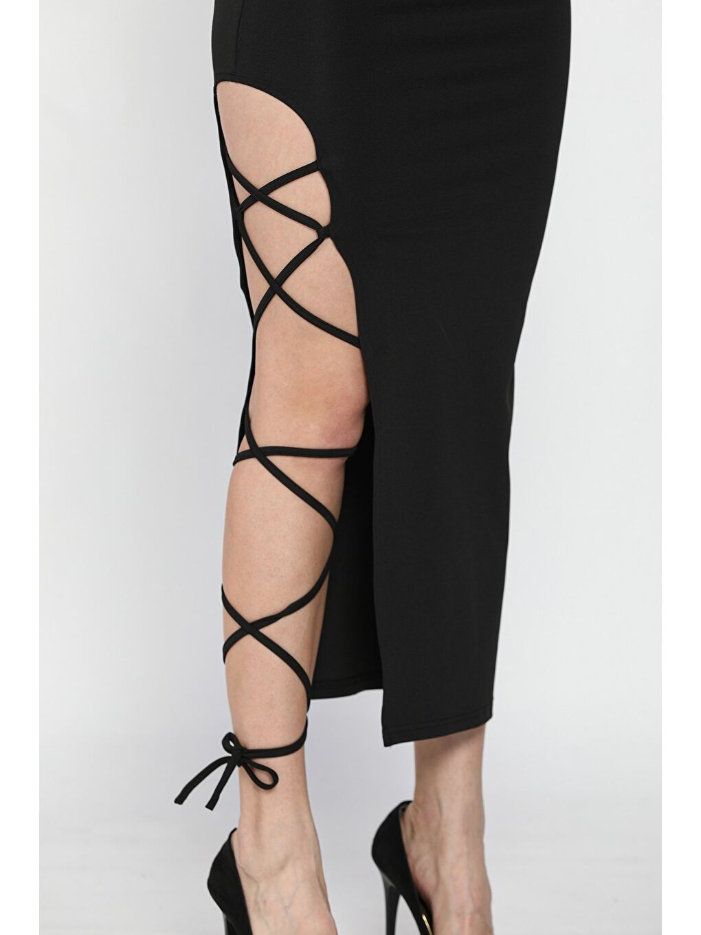 Siyah Kadın Yırtmaçlı Bağlama Detaylı Dalgıç Kumaş Etek-3