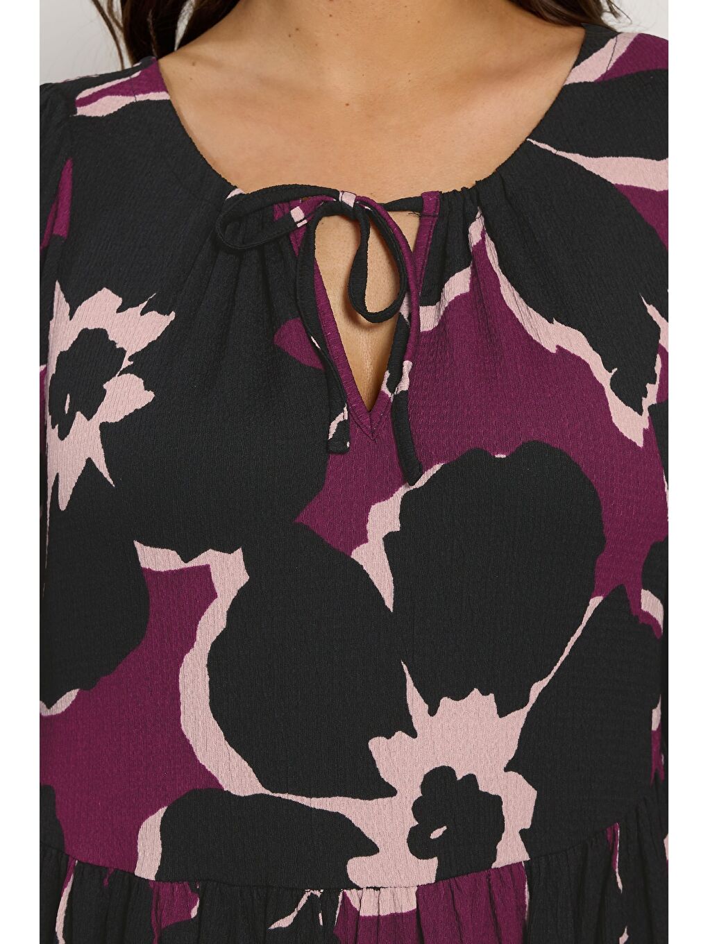 Mor Büyük Beden V Yaka Uzun Kollu Bürümcük Kumaş Maxi Elbise 616397-3