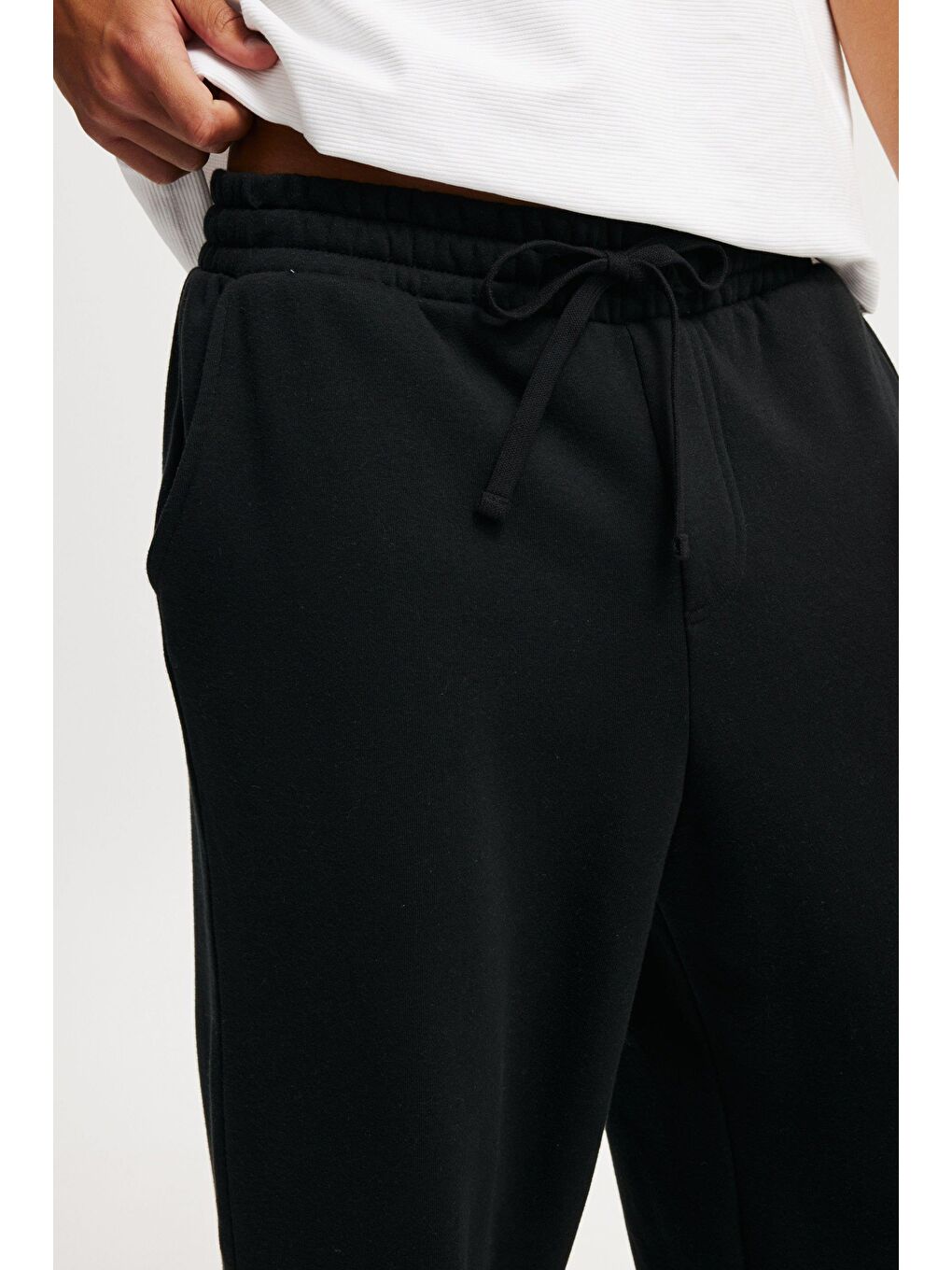 Siyah Rahat Kesim Erkek Eşofman Altı E6578-1