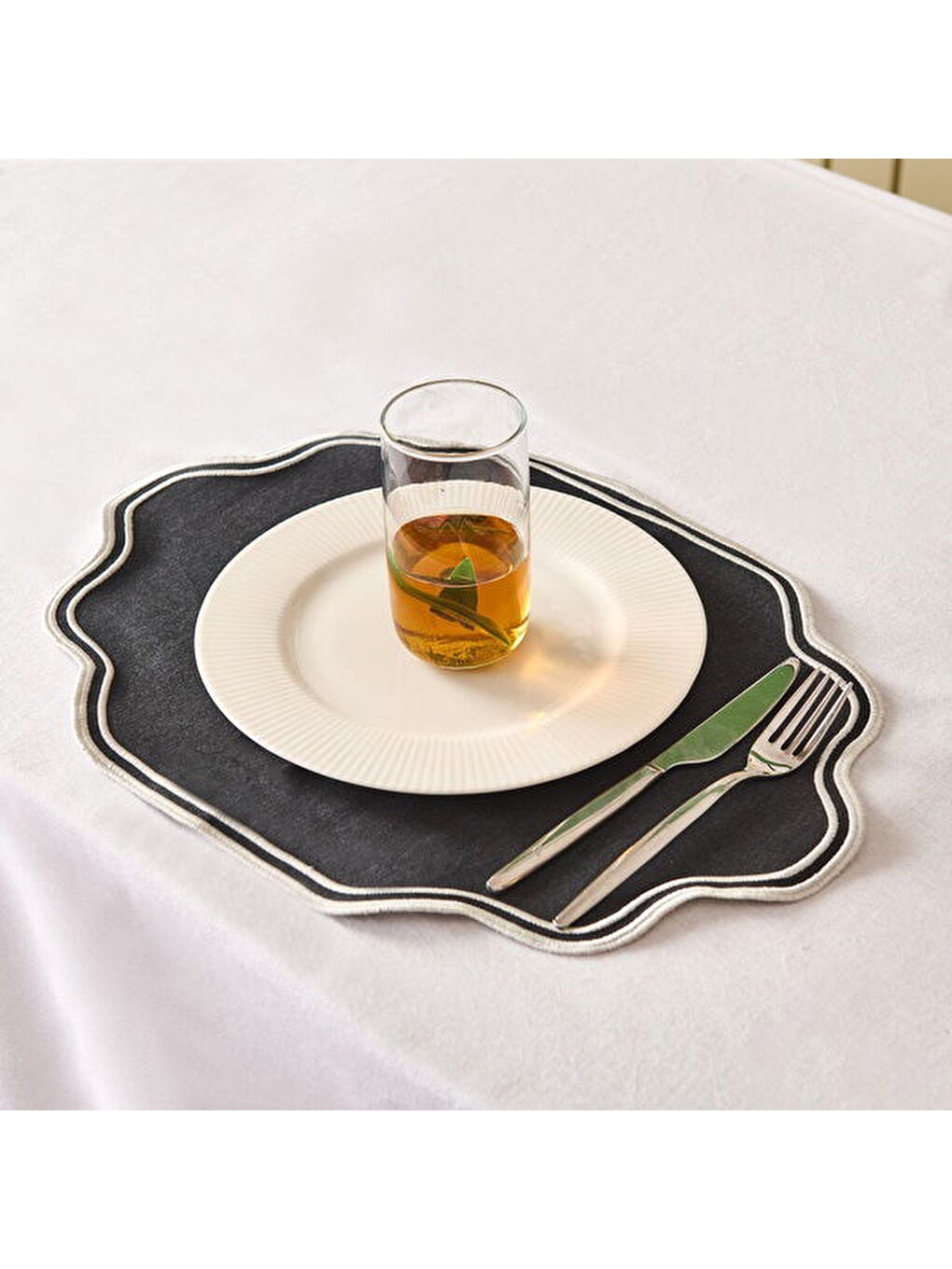 Soft Elegant Amerikan Servis - Siyah - 30x50 cm-1