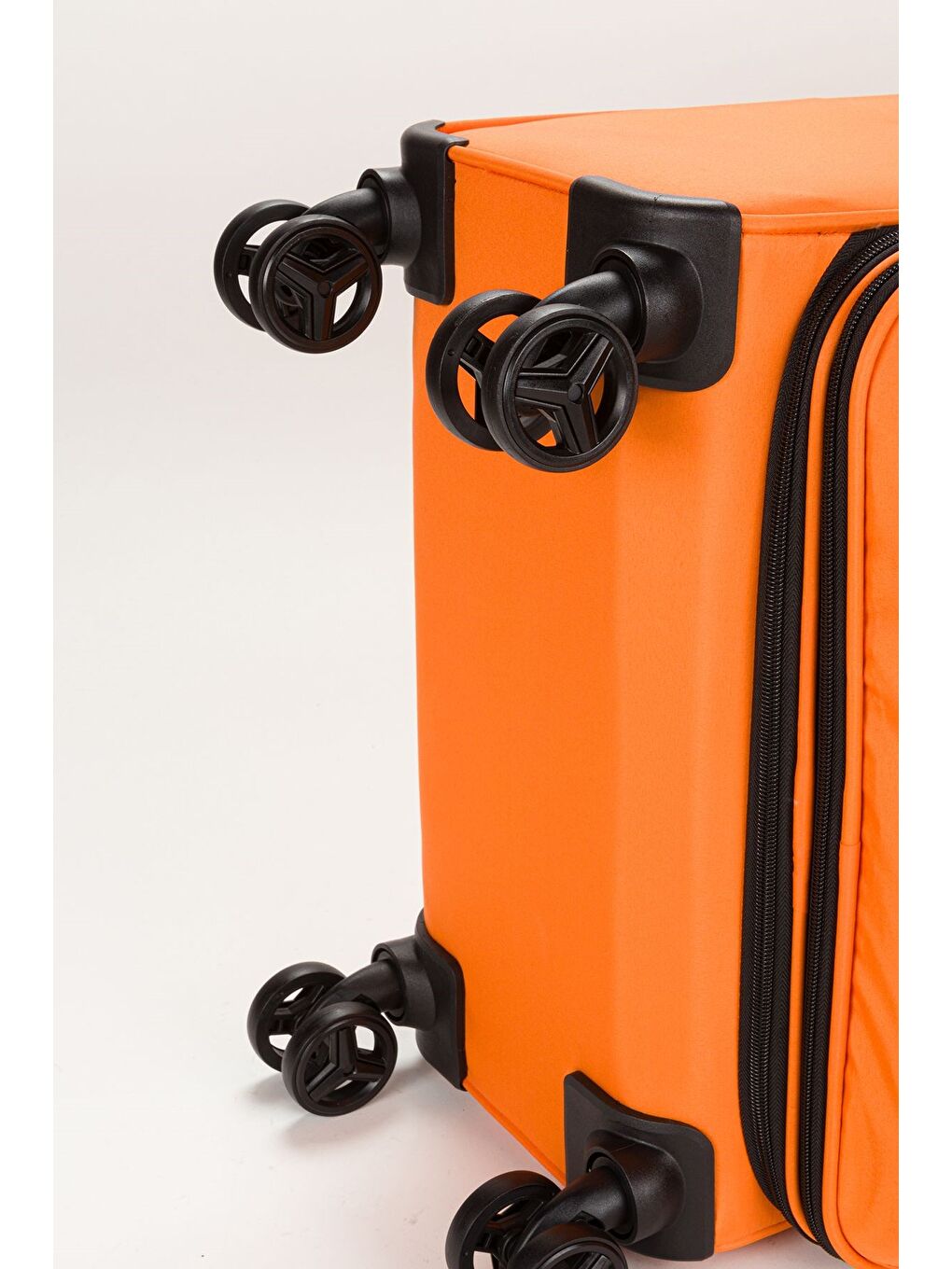 Turuncu Unisex  Ekstra Hafif Siyah Kumaş Büyük Boy Valiz-7