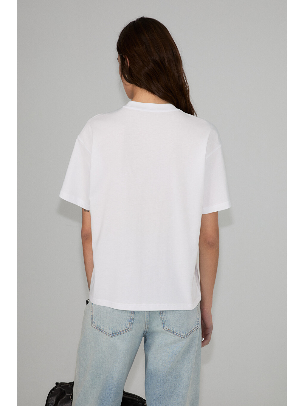 Plene Kadın Yumuşak Ve Esnek Kumaşlı Organik Pamuklu Dünya Kupasına Özel Baskılı Beyaz T-shirt-4