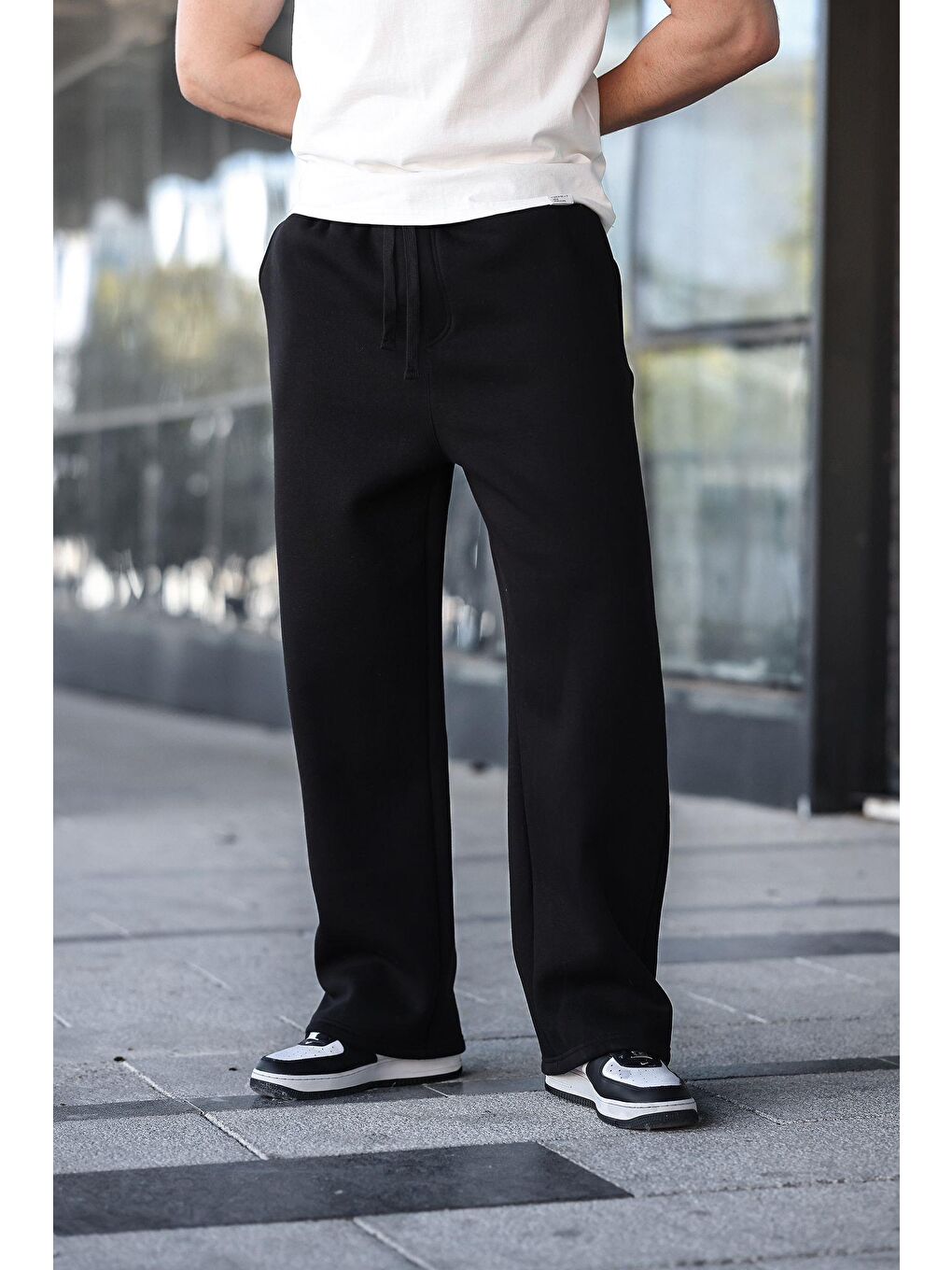 Siyah Rahat Kesim Erkek Eşofman Altı E6578-6