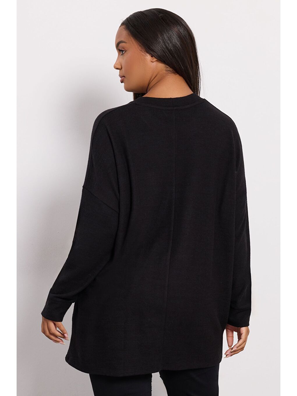 Siyah Büyük Beden Bisiklet Yaka Uzun Kollu Pelüş Kazak 285050-5