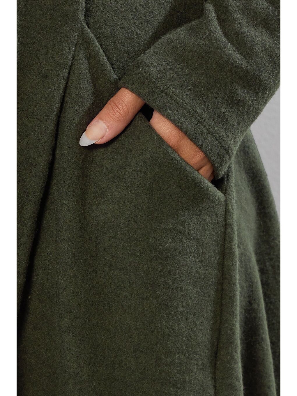 Haki Büyük Beden Bisiklet Yaka Uzun Kollu Cepli Pelüş Midi Elbise 285079-4