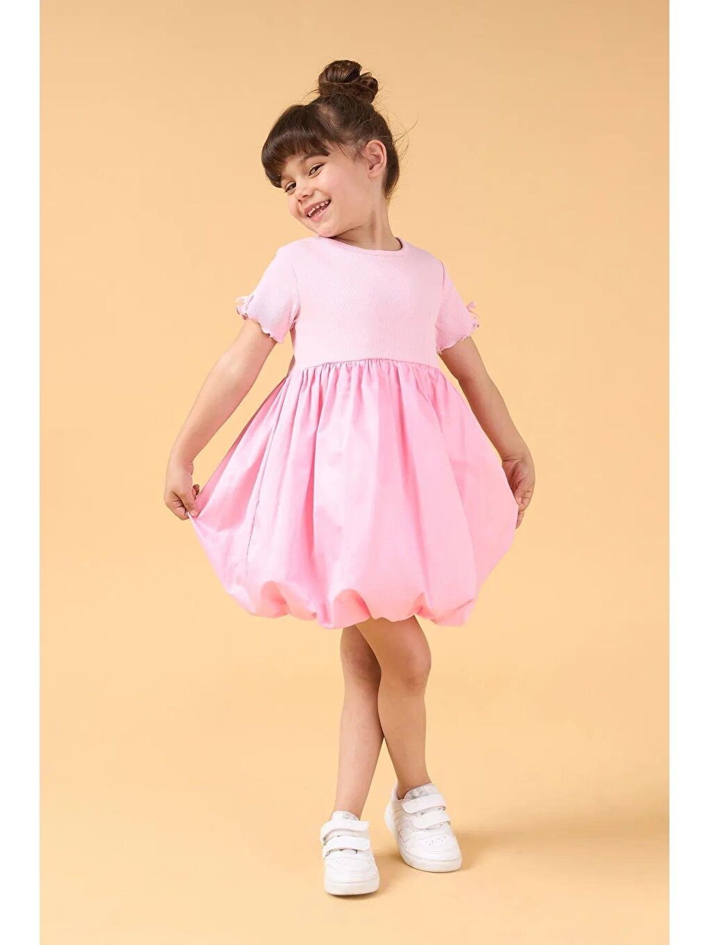 Pembe Kız Çocuk Pamuklu Balon Etekli Kısa Kollu Elbise