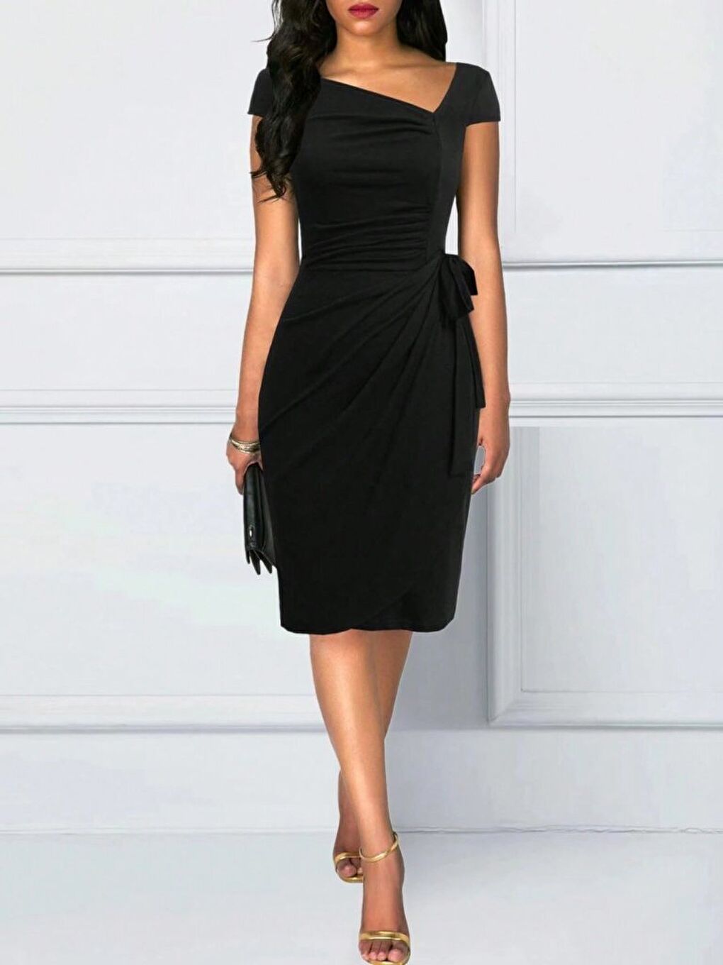 Siyah Kadın Kısa Kollu V Asimetrik Yaka Kesimli Yandan Bağlamalı Mini Janjan Krep Elbise