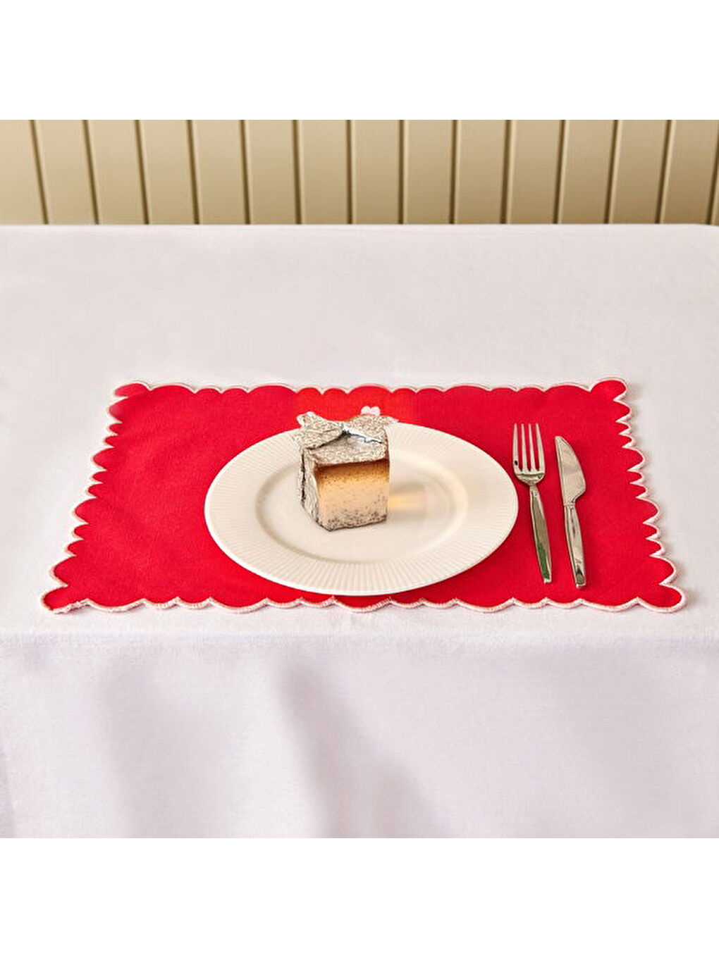 Soft Amore Amerikan Servis - Kırmızı - 30x50 cm