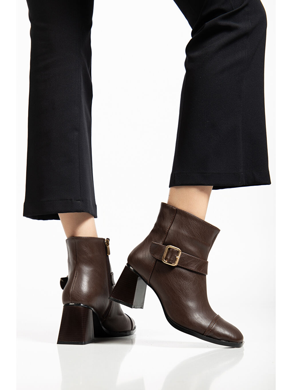 Kahverengi Kadın Kahve Cilt TPU Taban Kemer Toka Detaylı Fermuarlı Topuklu Bot-2