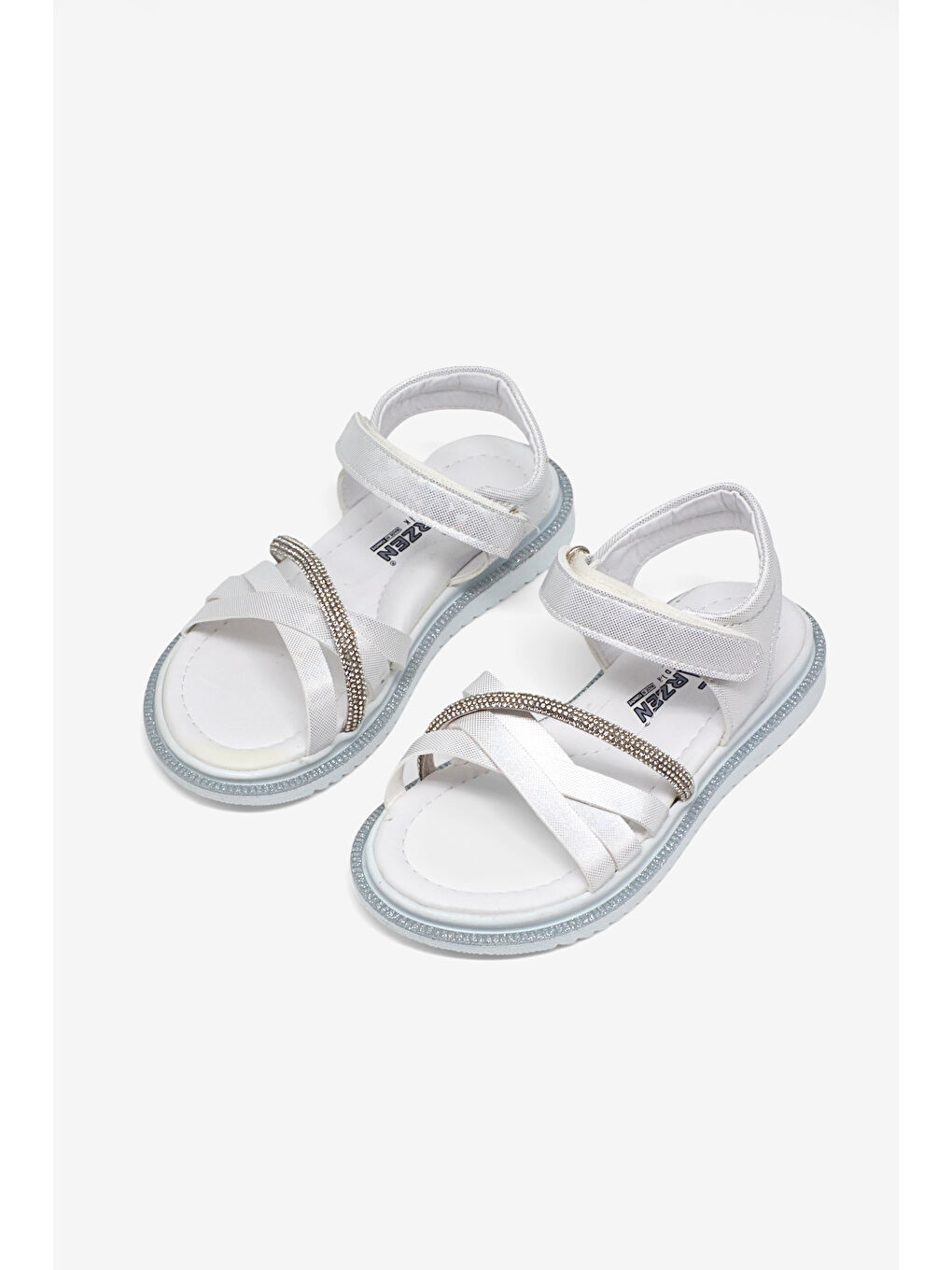 Çocuk Unisex Beyaz Çoçuk Çarpraz Bağlı Sandalet-1