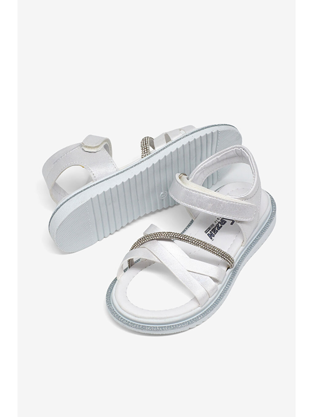 Çocuk Unisex Beyaz Çoçuk Çarpraz Bağlı Sandalet-2