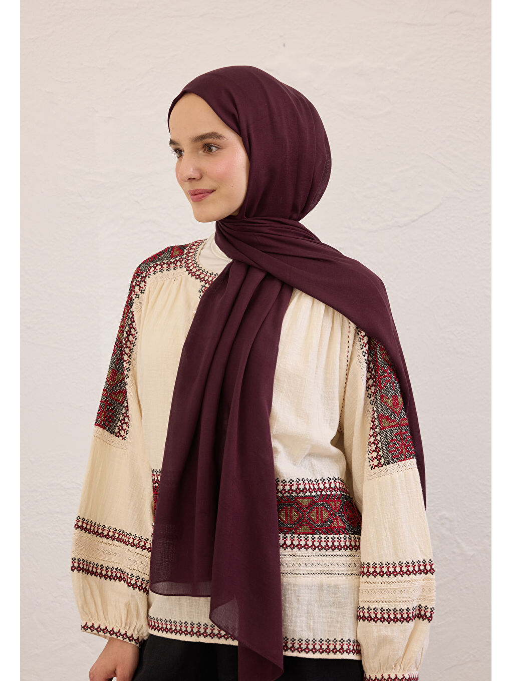 Kırmızı Soft Viskon Şal Erik Çürüğü-2