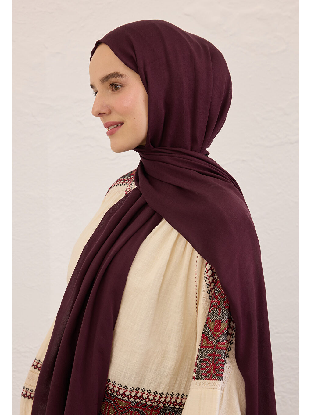 Kırmızı Soft Viskon Şal Erik Çürüğü-3