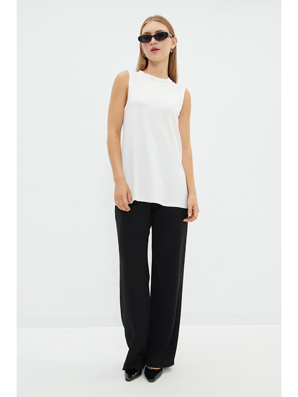 Ekru Basic Bisiklet Yaka Kolsuz Tunik-2