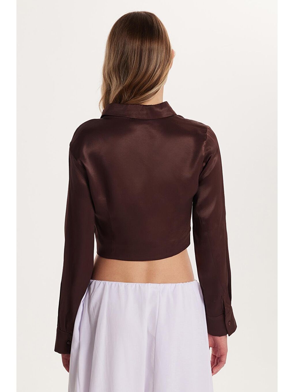 Kadın Slim Fit Dar Kesim Uzun Kollu  Klasik Yaka Kahverengi Gömlek-4