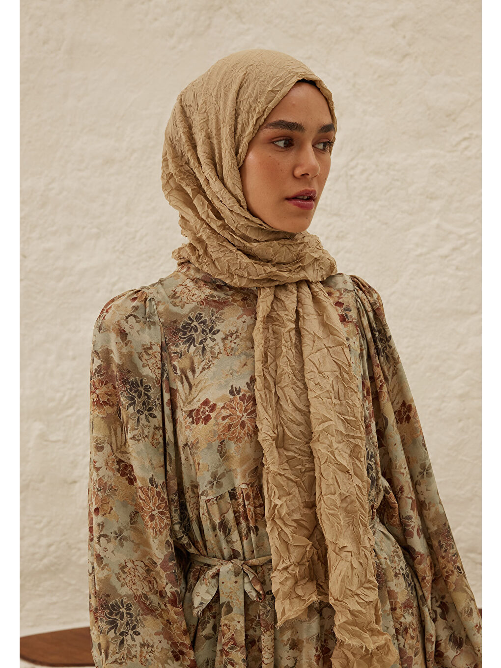 Bej Vual Crash Şal Kum-3