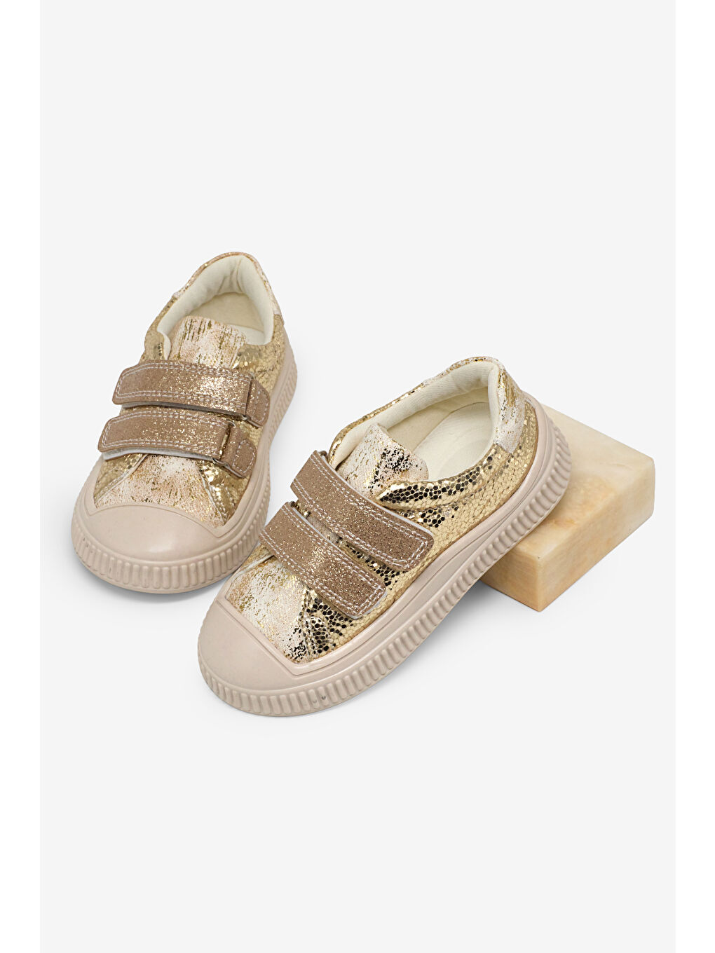 Sarı Çocuk Unisex Altın Çoçuk Sim Detaylı Cırtlı Rahat Kalıp Sneaker-3