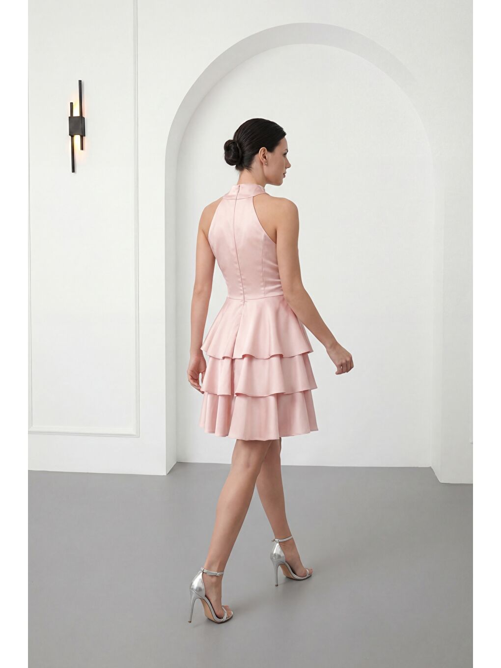 Pembe Kadın Pudra Halter Yaka Saten Mini Mezuniyet Abiye Elbise-5