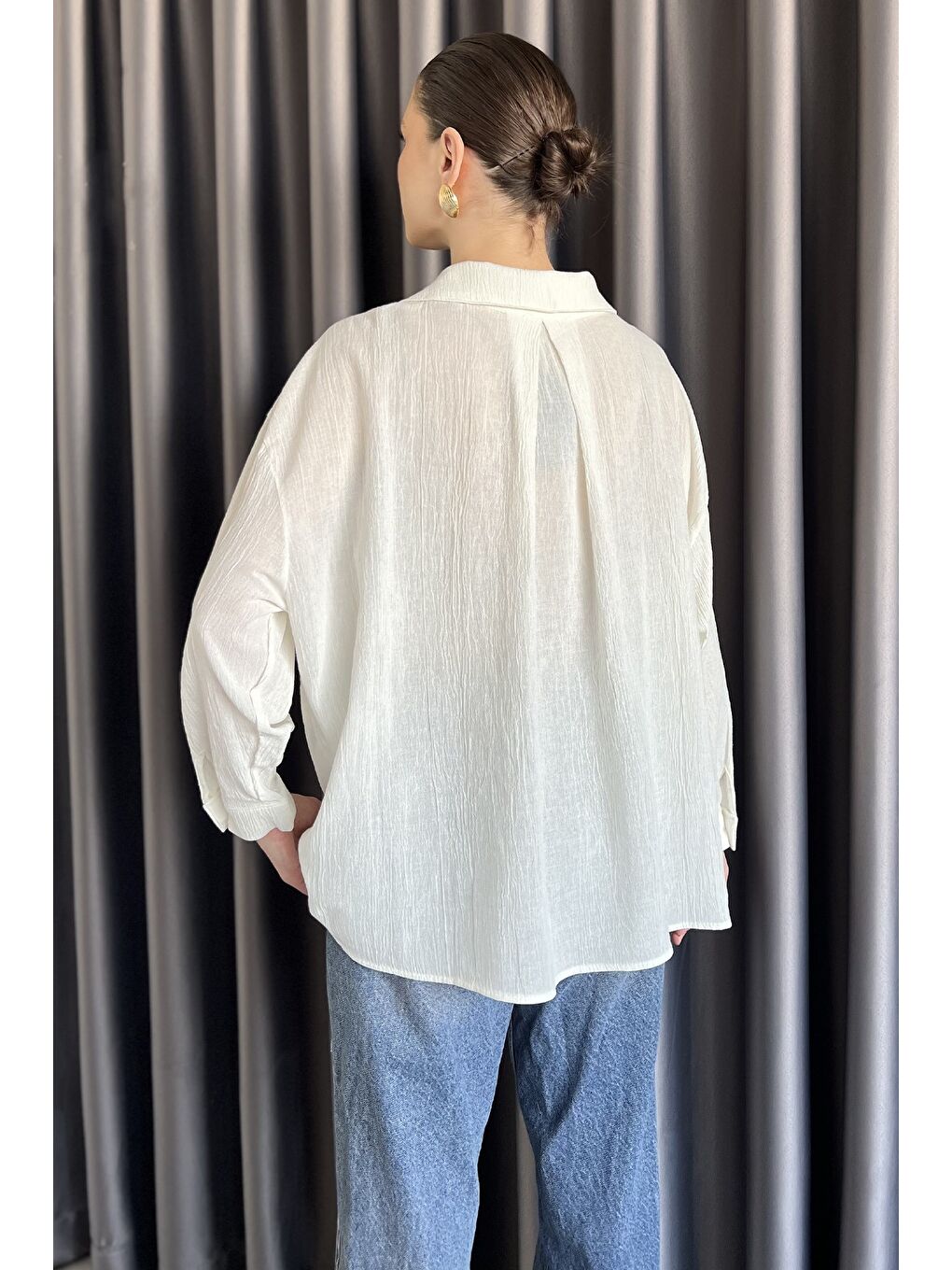 Ekru Kadın İşlemeli Tek Cepli Gömlek-2