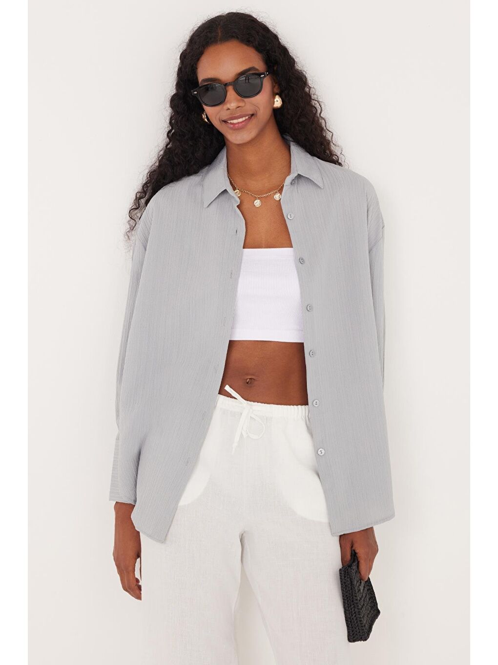 Kadın Oversize Geniş Kesim Bürümcük Pens Detaylı Uzun Kollu Dokulu Gri Gömlek-4