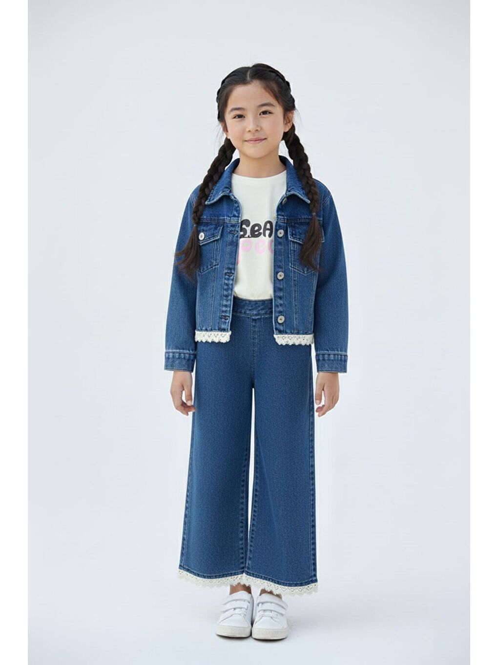 Lacivert Dantel Detaylı Jean Ceketli ve Pantolonlu Kız Çocuk 3lü Takım 23500-1