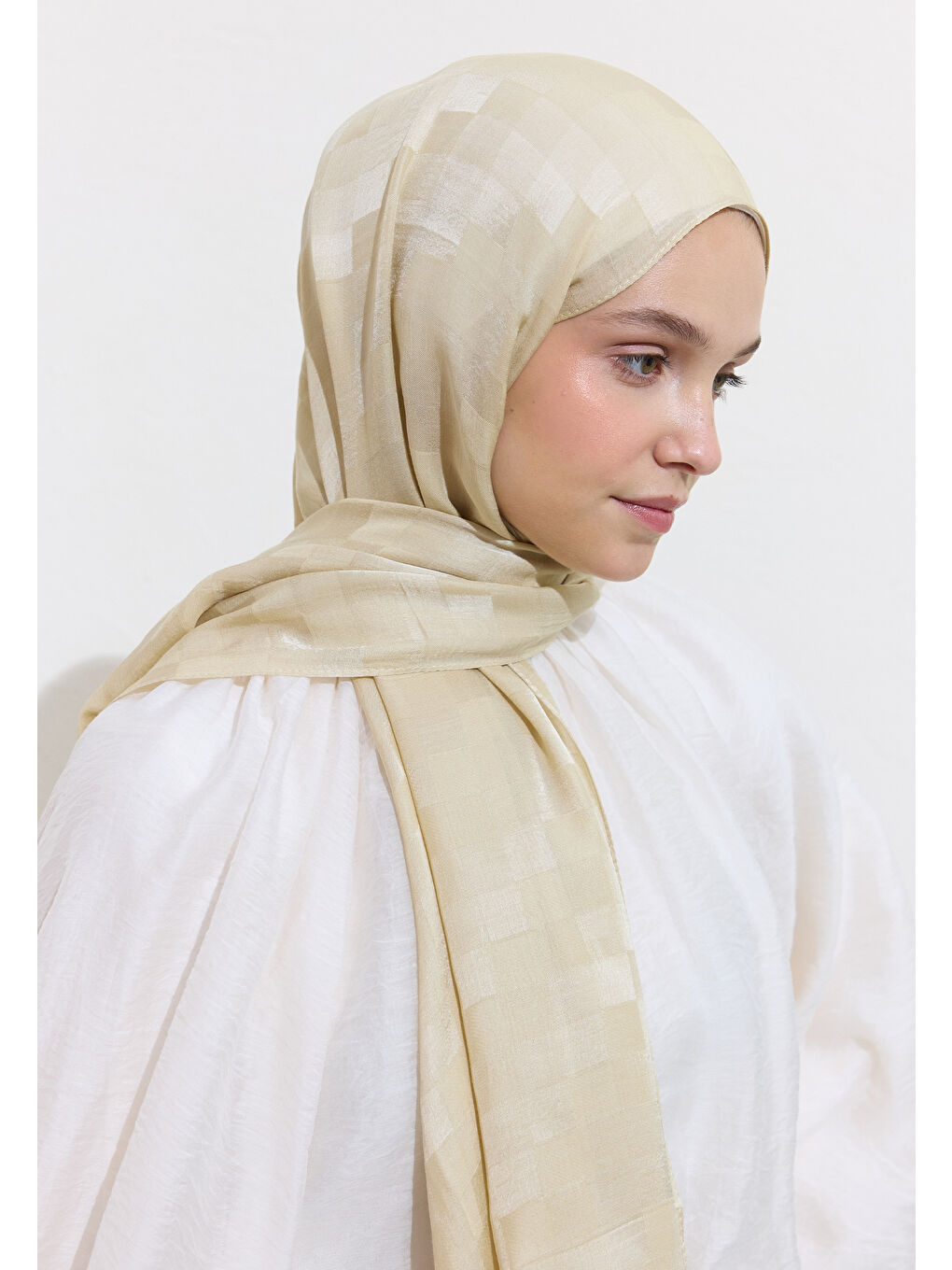 Nori İpek Jakar Şal Bej-2