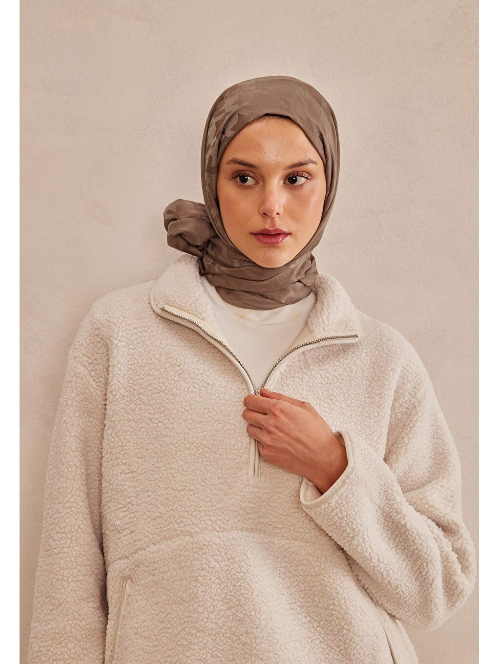 Kahverengi Kazayağı Jakarlı Şal Tozlu Kahve-2