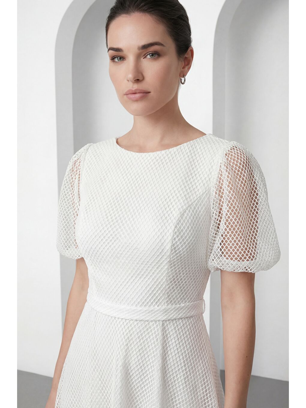 Kadın Beyaz Balon Kol File Kumaş Detaylı Midi Kloş Abiye Elbise-2