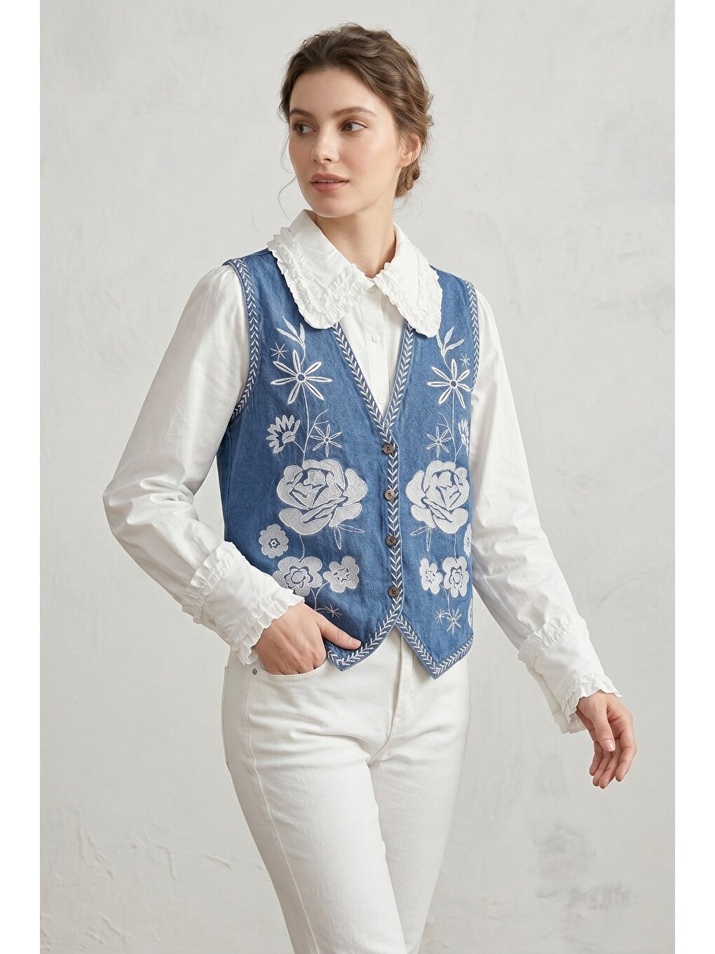 Mavi Kadın V Yaka Çiçek Nakışlı Düğmeli Denim Yelek-3