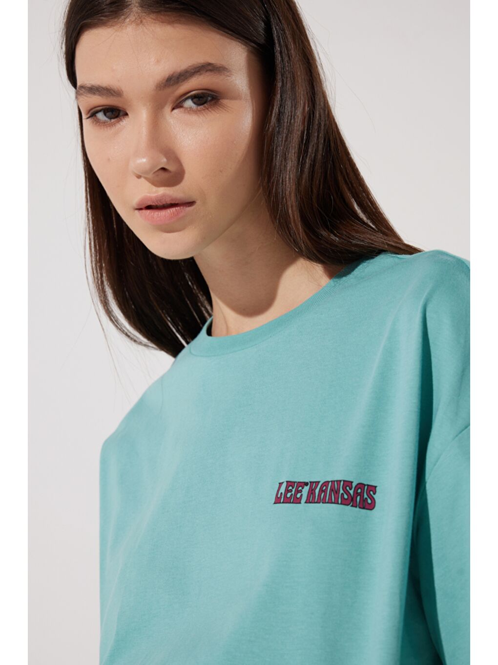 Loose Fit Rahat Kesim %100 Pamuk Bisiklet Yaka Mint Yeşili Tişört-3